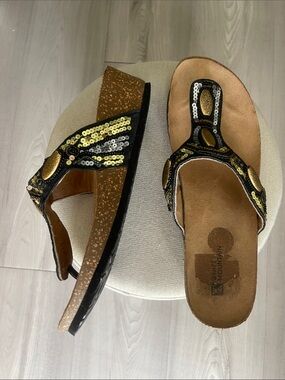 White Mountain Black and Gold Sequin Wedge Sandals
